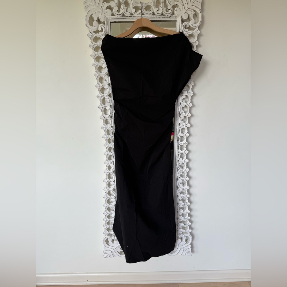 Abercrombie & Fitch Off-The-Shoulder Black Draped Midi Dress • M • NWT - Picture 5 of 11